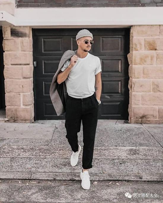 绝对百搭的白T恤要怎么买才不踩雷呢? 绝对百搭的白T恤要怎么买才不踩雷呢?