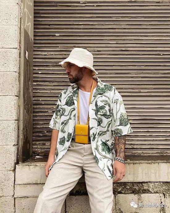 绝对百搭的白T恤要怎么买才不踩雷呢? 绝对百搭的白T恤要怎么买才不踩雷呢?