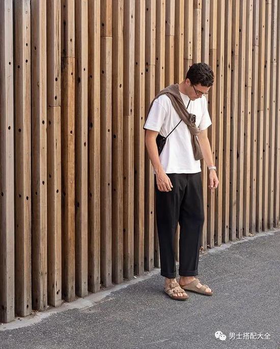 绝对百搭的白T恤要怎么买才不踩雷呢? 绝对百搭的白T恤要怎么买才不踩雷呢?