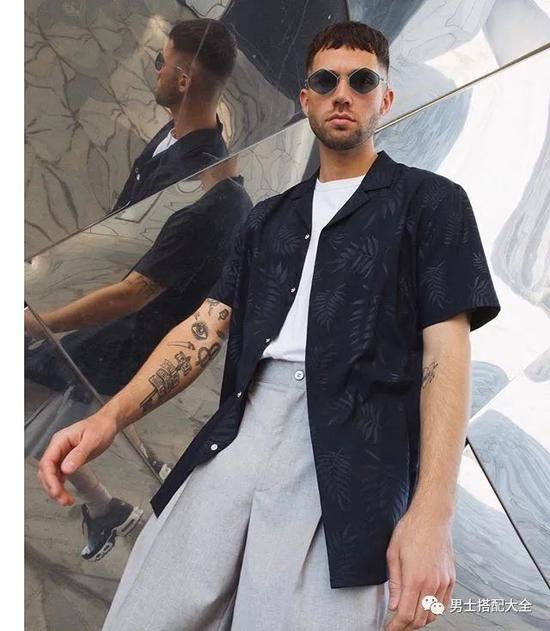 绝对百搭的白T恤要怎么买才不踩雷呢? 绝对百搭的白T恤要怎么买才不踩雷呢?