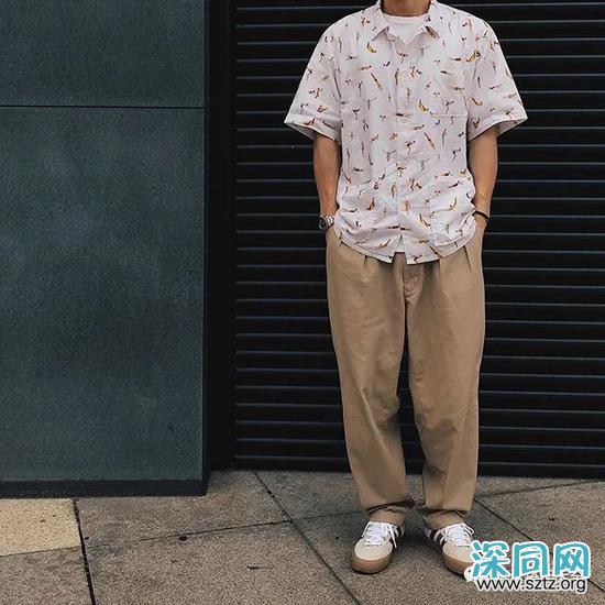 皮肤黑的人要怎么选衣服呢? 皮肤黑的人要怎么选衣服呢?