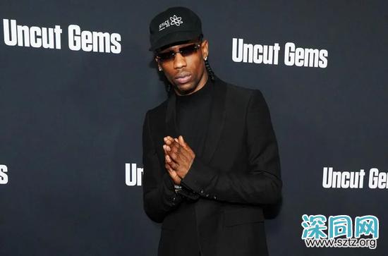 大叔都嫌“丑”的眼镜 为什么王一博抢着戴? 大叔都嫌“丑”的眼镜 为什么王一博抢着戴?