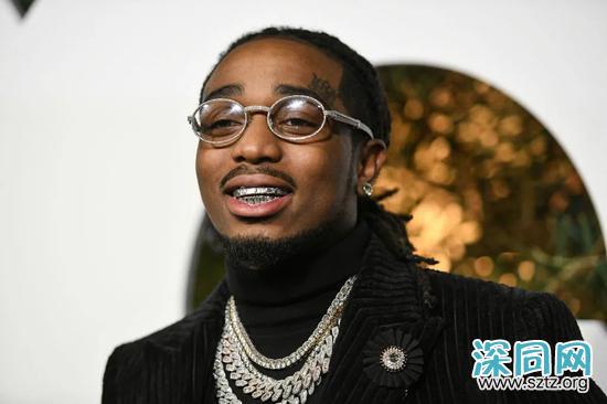 大叔都嫌“丑”的眼镜 为什么王一博抢着戴? 大叔都嫌“丑”的眼镜 为什么王一博抢着戴?