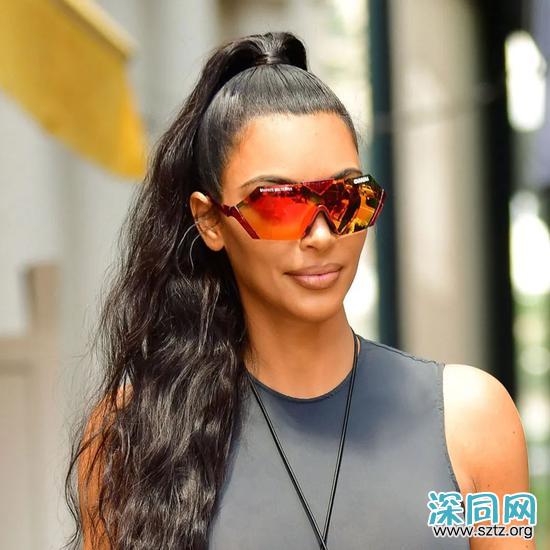 大叔都嫌“丑”的眼镜 为什么王一博抢着戴? 大叔都嫌“丑”的眼镜 为什么王一博抢着戴?