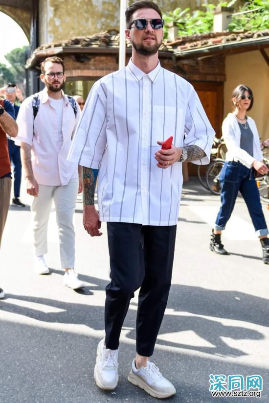 耍帅一招就够 这才是男人夏天需要的性感单品 耍帅一招就够 这才是男人夏天需要的性感单品