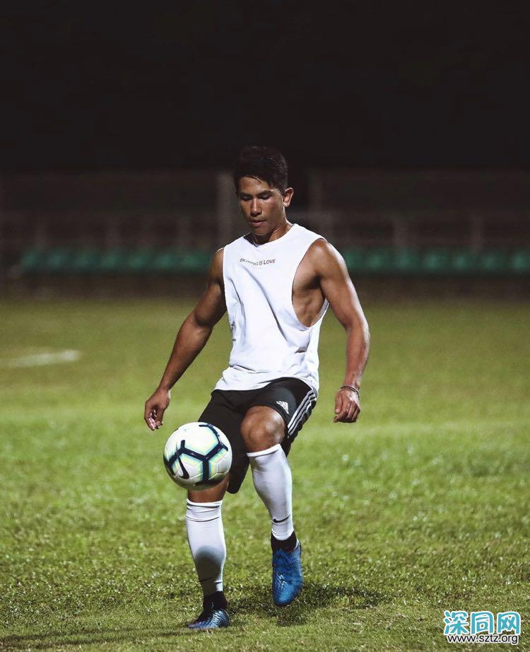 28岁文莱王子六块腹肌运动全能长相如好莱坞明星 28岁文莱王子六块腹肌运动全能长相如好莱坞明星