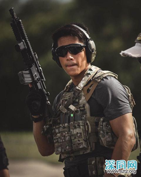 28岁文莱王子六块腹肌运动全能长相如好莱坞明星 28岁文莱王子六块腹肌运动全能长相如好莱坞明星