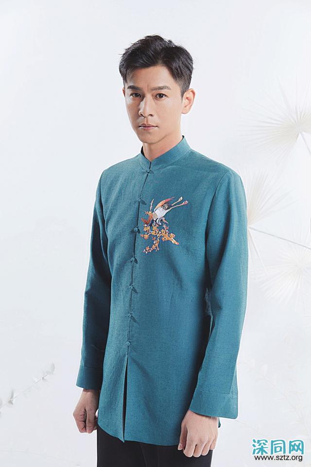 乔振宇帅呆了!中国风时装走秀太高级!风度翩翩,气质脱俗 乔振宇帅呆了!中国风时装走秀太高级!风度翩翩,气质脱俗