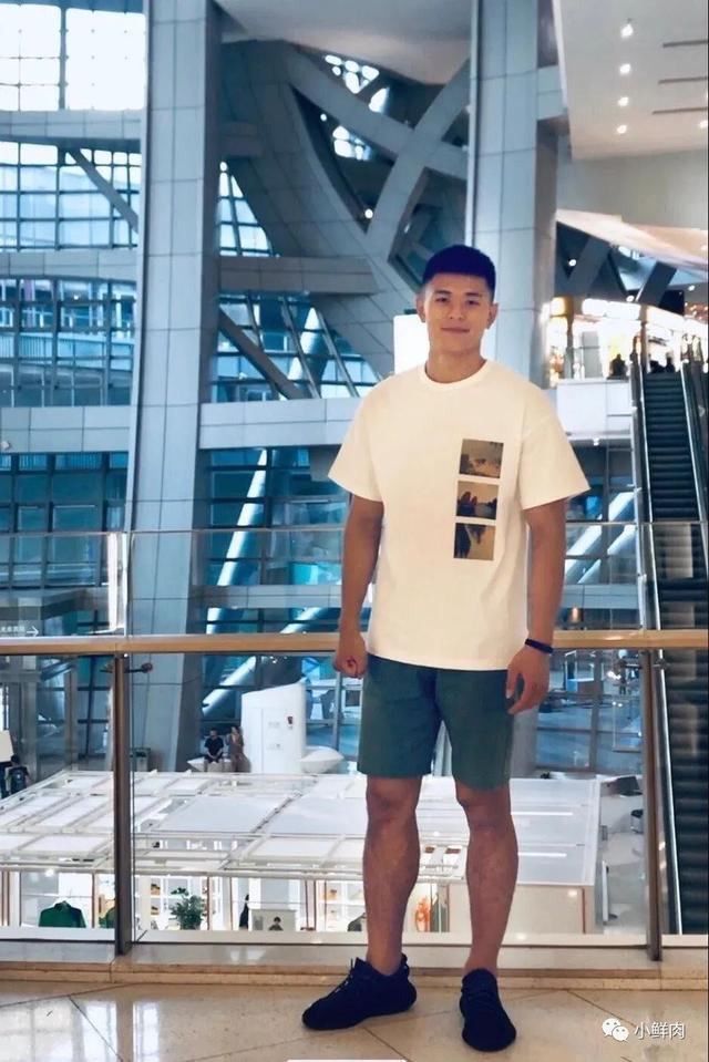 191cm山东大鼻子小哥走红,这也太猛了吧 191cm山东大鼻子小哥走红,这也太猛了吧