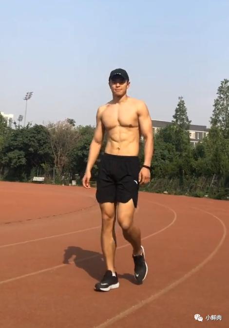 191cm山东大鼻子小哥走红,这也太猛了吧 191cm山东大鼻子小哥走红,这也太猛了吧