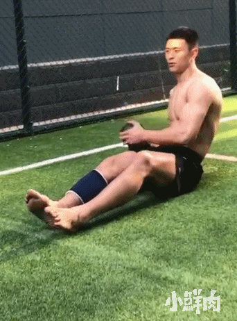 191cm山东大鼻子小哥走红,这也太猛了吧 191cm山东大鼻子小哥走红,这也太猛了吧