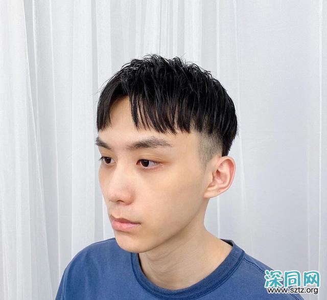 夏天男生试试这样剪发型,清爽干净不失帅气 夏天男生试试这样剪发型,清爽干净不失帅气