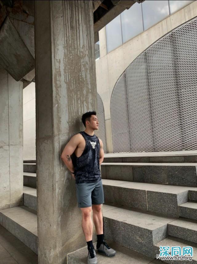 身高177,体重80公斤的小哥哥,夏天穿搭凉爽又帅气! 身高177,体重80公斤的小哥哥,夏天穿搭凉爽又帅气!