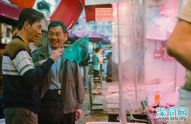 这部电影,拍出了老年同性恋群体的隐秘角落 这部电影,拍出了老年同性恋群体的隐秘角落