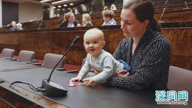 北欧芬兰女总理结婚:收银员的逆袭人生,背后却是对“同性”宽容 北欧芬兰女总理结婚:收银员的逆袭人生,背后却是对“同性”宽容