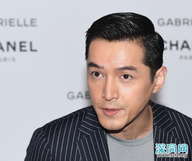 脸上有这4个特征的男生,特别适合留“背头”发型,轻熟显帅气 脸上有这4个特征的男生,特别适合留“背头”发型,轻熟显帅气