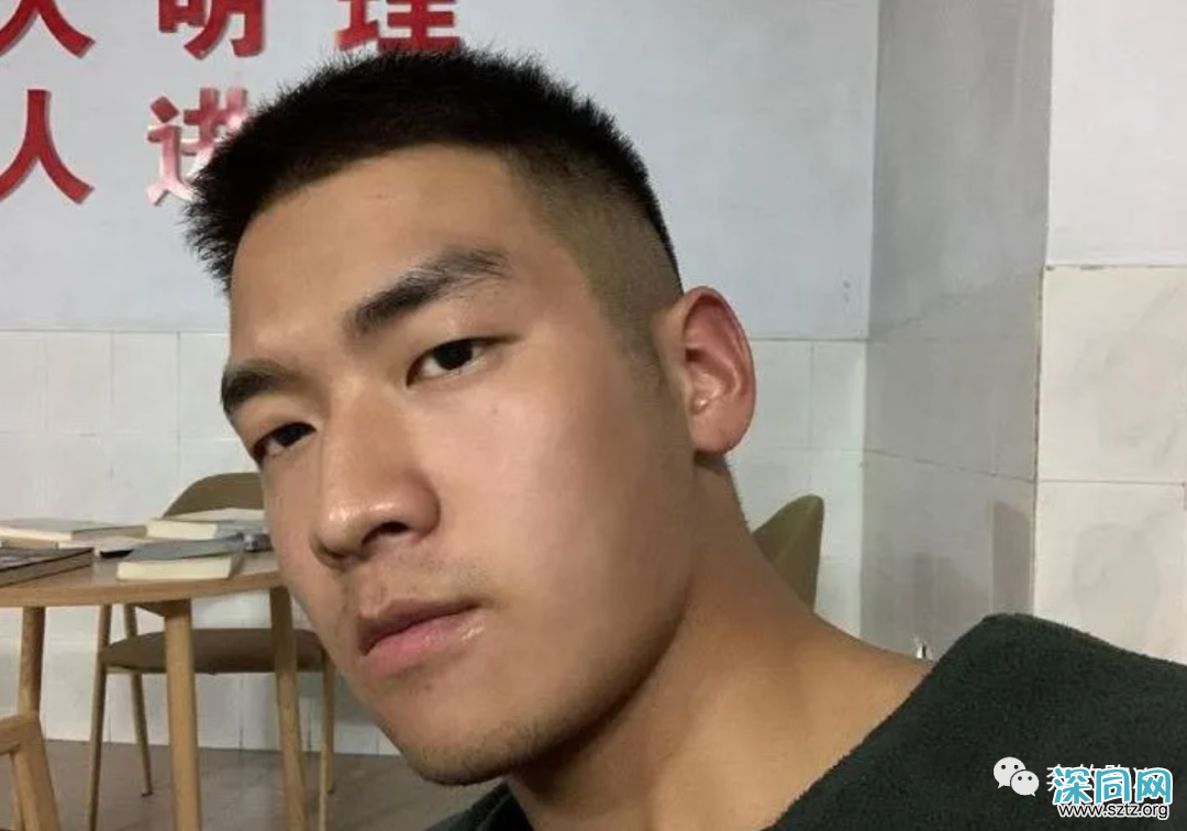 大鼻子爷们兵哥哥浴室自拍,爱了 大鼻子爷们兵哥哥浴室自拍,爱了