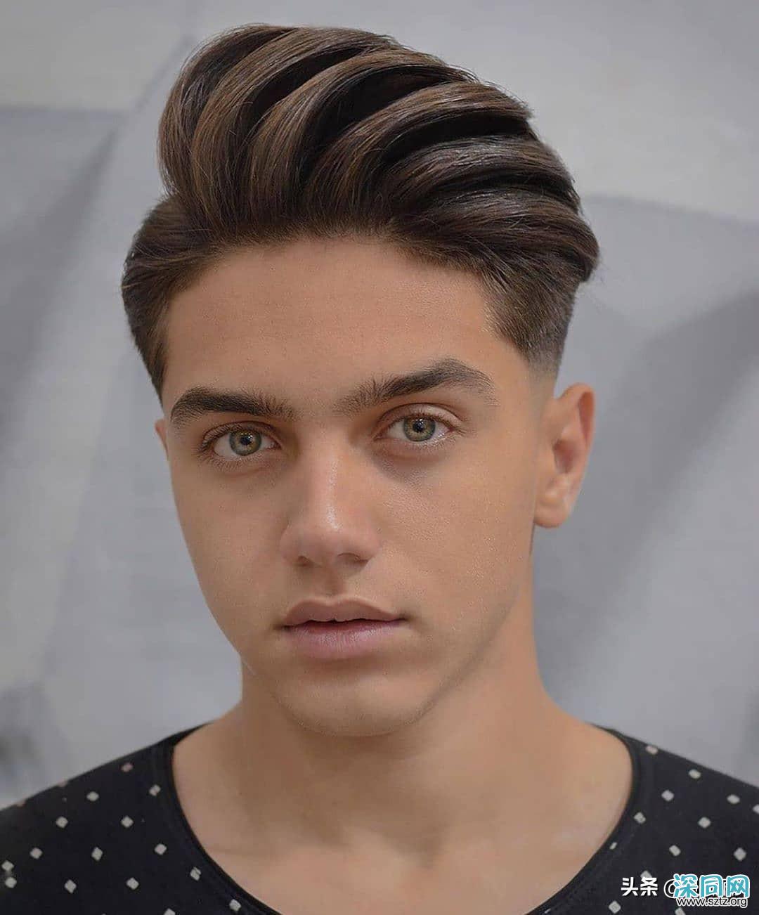 为什么那么多男士剪两侧铲短发型?你也会爱上 为什么那么多男士剪两侧铲短发型?你也会爱上