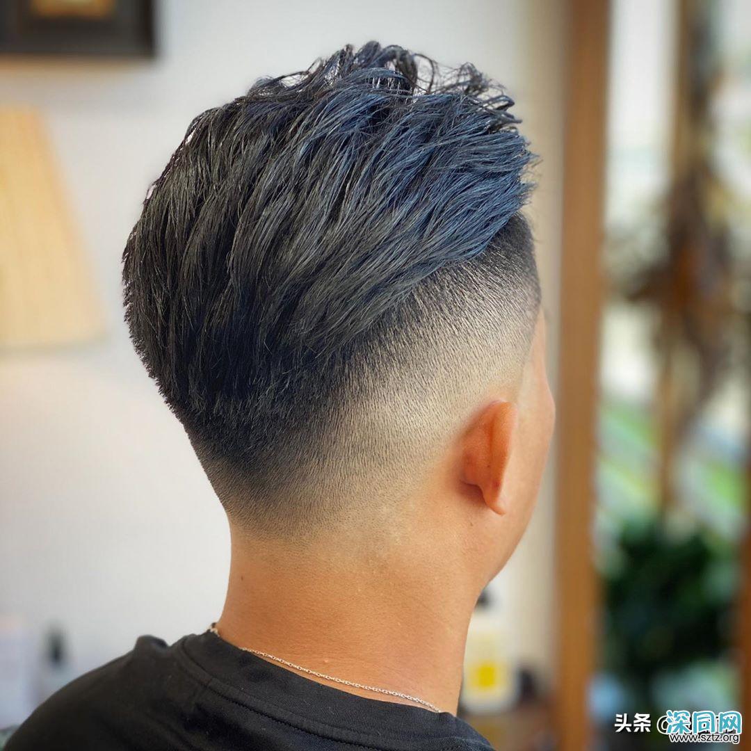 为什么那么多男士剪两侧铲短发型?你也会爱上 为什么那么多男士剪两侧铲短发型?你也会爱上