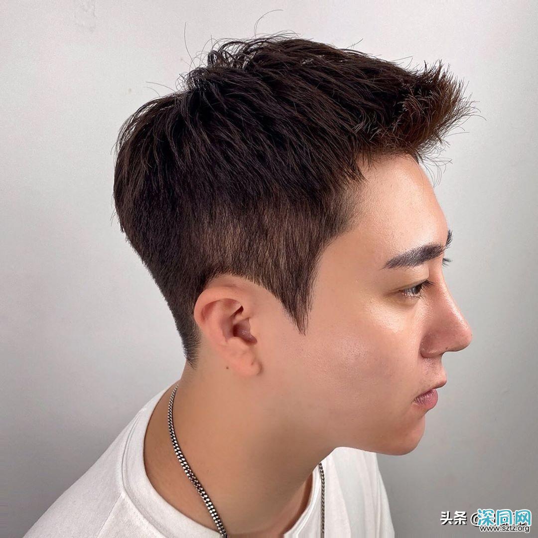 为什么那么多男士剪两侧铲短发型?你也会爱上 为什么那么多男士剪两侧铲短发型?你也会爱上