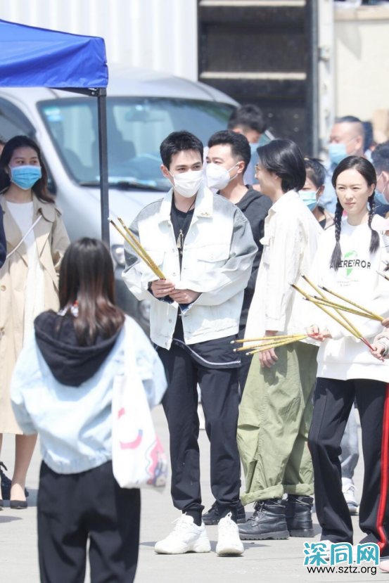 清新别致的男士服装该怎么穿?看以下几款服装就知道,太时髦了 清新别致的男士服装该怎么穿?看以下几款服装就知道,太时髦了