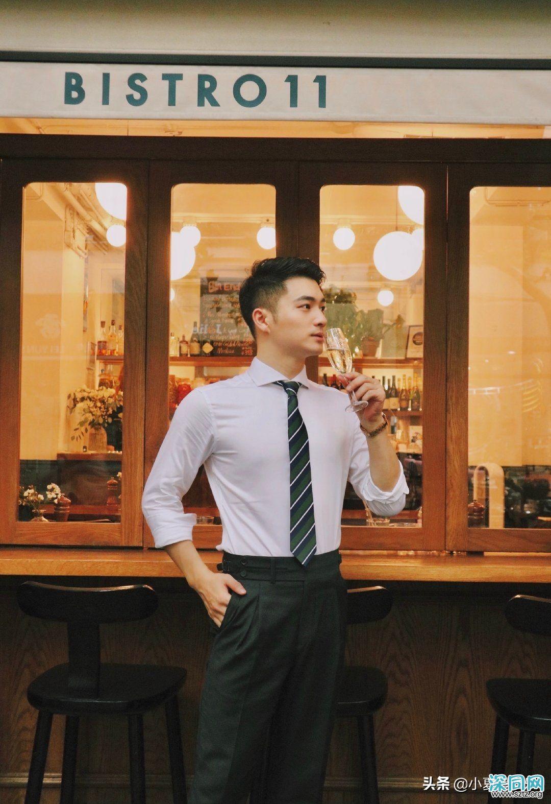 街边偶遇西装小哥哥,太帅了,笑容也十分阳光 街边偶遇西装小哥哥,太帅了,笑容也十分阳光