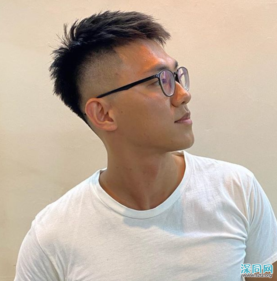 男生别只会留“寸头”,国庆假剪这4款发型,你就是街上最靓的仔 男生别只会留“寸头”,国庆假剪这4款发型,你就是街上最靓的仔