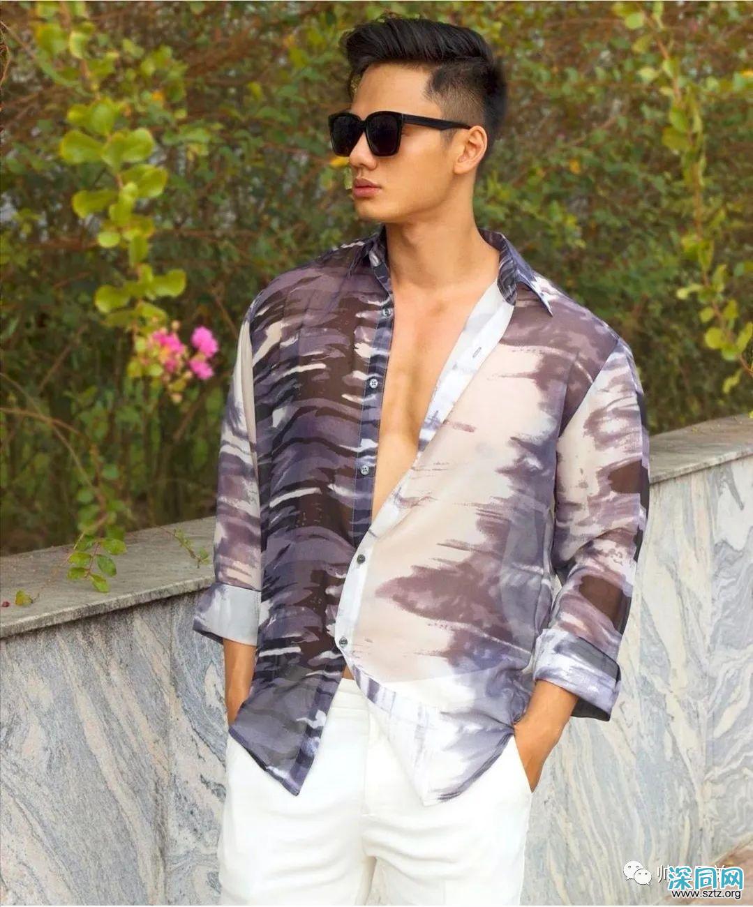 爱喝椰子的热带帅哥,阳光是他的肤色 爱喝椰子的热带帅哥,阳光是他的肤色