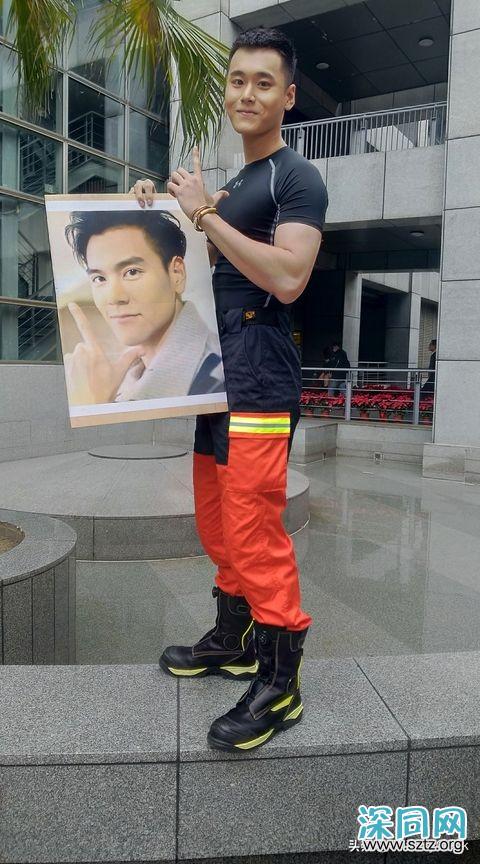 台湾消防队出猛男日历!消防彭于晏颜值爆表引女粉丝暴动 台湾消防队出猛男日历!消防彭于晏颜值爆表引女粉丝暴动