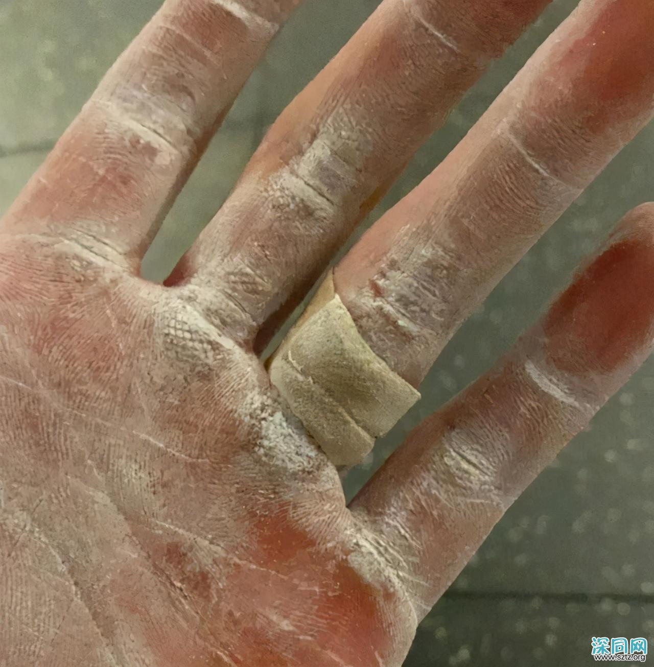 健身小伙因身材练得太强壮,惨遭女生嫌弃,网友:优秀也有罪? 健身小伙因身材练得太强壮,惨遭女生嫌弃,网友:优秀也有罪?