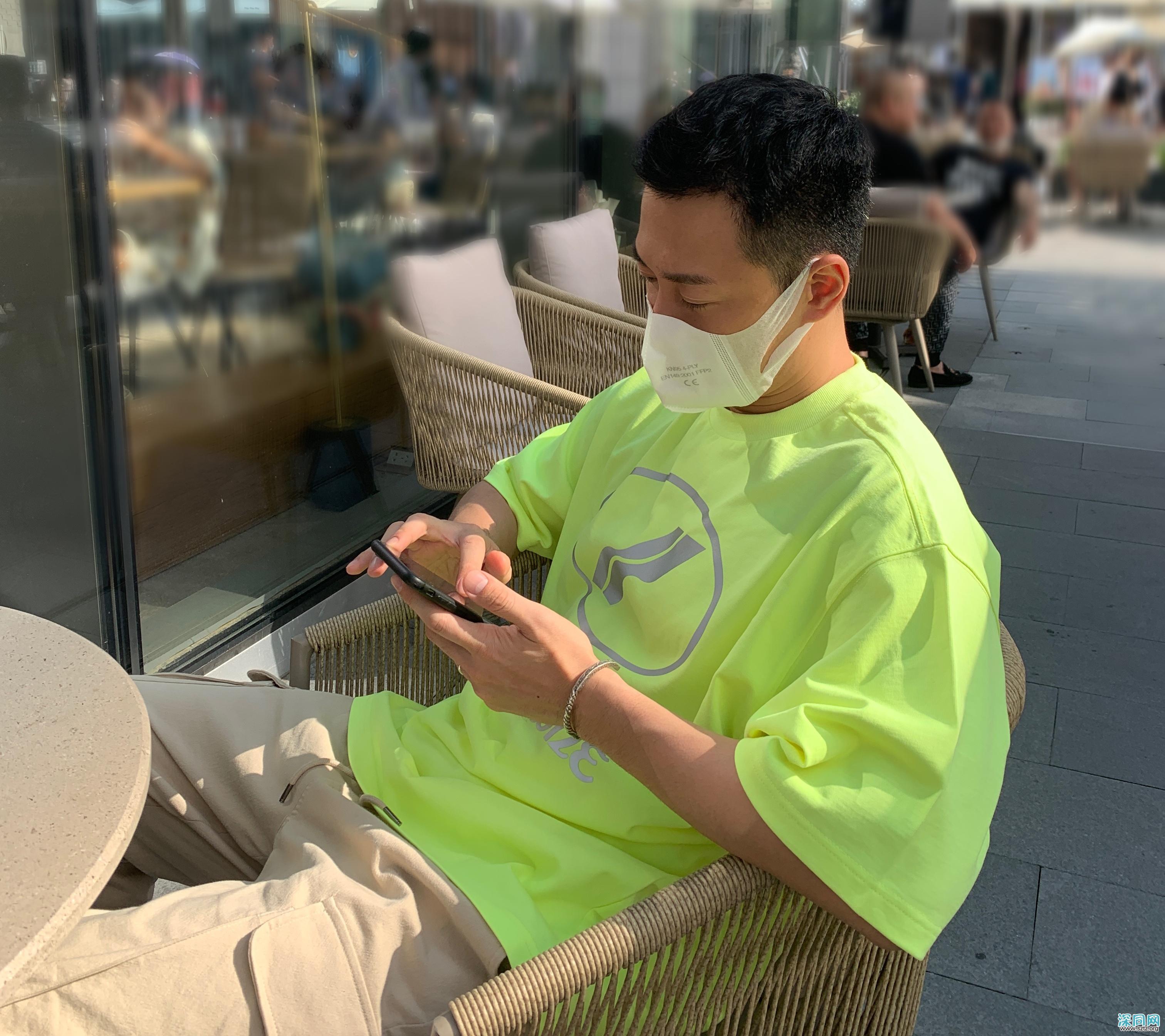 41岁林峰留“寸头”超好看,发型清爽干净利落,帅气不输小鲜肉 41岁林峰留“寸头”超好看,发型清爽干净利落,帅气不输小鲜肉