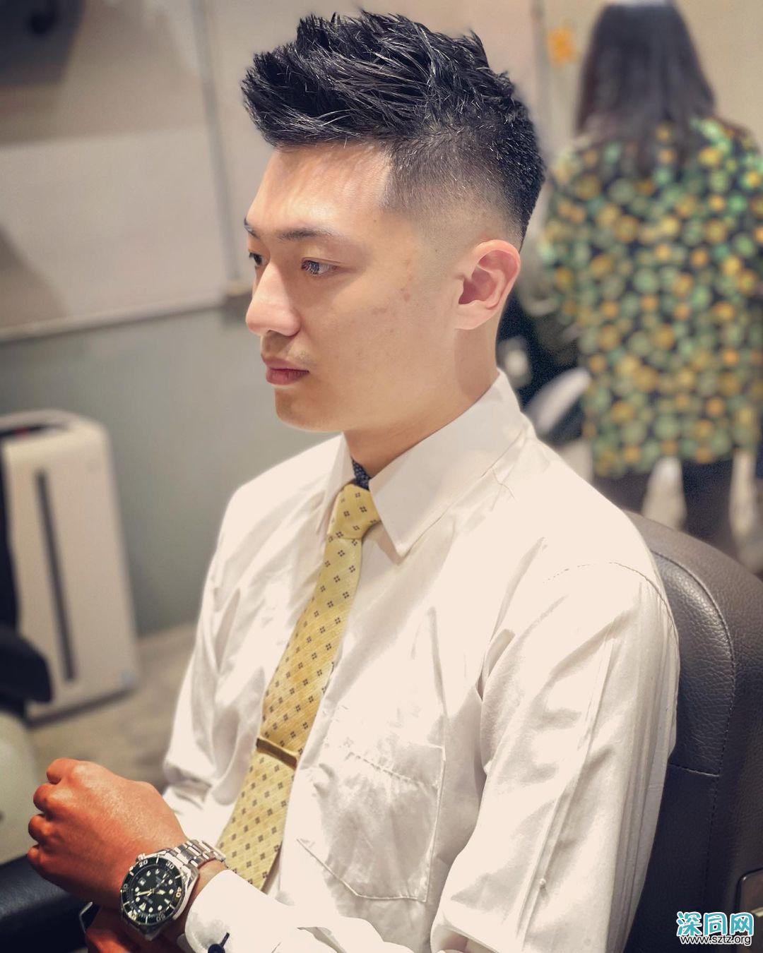 2020年末最火男生发型6款,时髦个性显帅气,狼尾头值得尝试 2020年末最火男生发型6款,时髦个性显帅气,狼尾头值得尝试