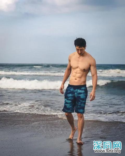 28岁台湾模特,浓眉大眼五官立体,肌肉身材具有视觉冲击 28岁台湾模特,浓眉大眼五官立体,肌肉身材具有视觉冲击