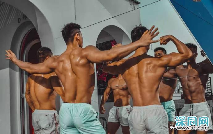 扒出这枚厚嘴唇大鼻子模特,满身肌肉,荷尔蒙爆棚 扒出这枚厚嘴唇大鼻子模特,满身肌肉,荷尔蒙爆棚