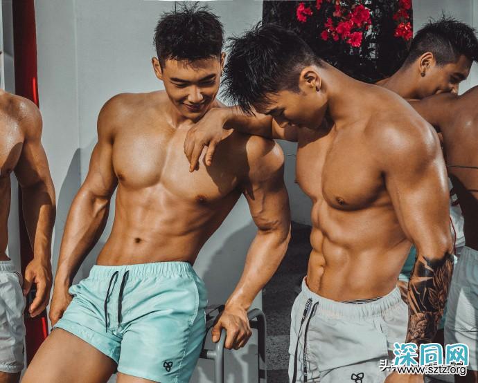 扒出这枚厚嘴唇大鼻子模特,满身肌肉,荷尔蒙爆棚 扒出这枚厚嘴唇大鼻子模特,满身肌肉,荷尔蒙爆棚